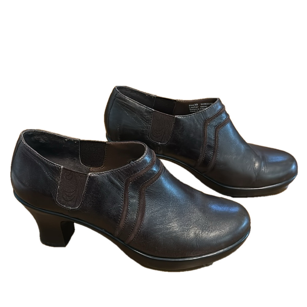 Dansko Boots Womens 39 Clogs Booties Heels 3406537800 Brown Leather Slip On